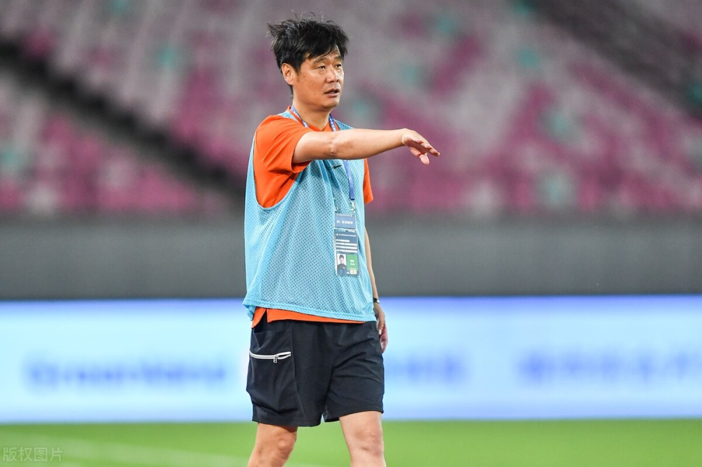  尼斯门将神勇发挥零封劲敌收获三分